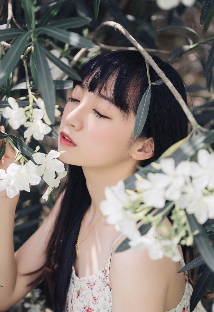 粉嫩小美女18禁真大尺度私房照