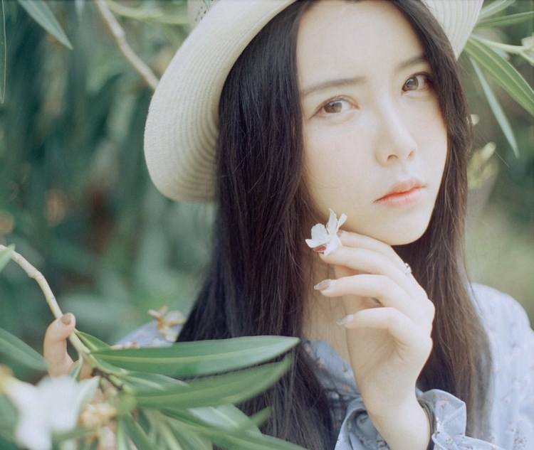 粉嫩小美女18禁真大尺度私房照