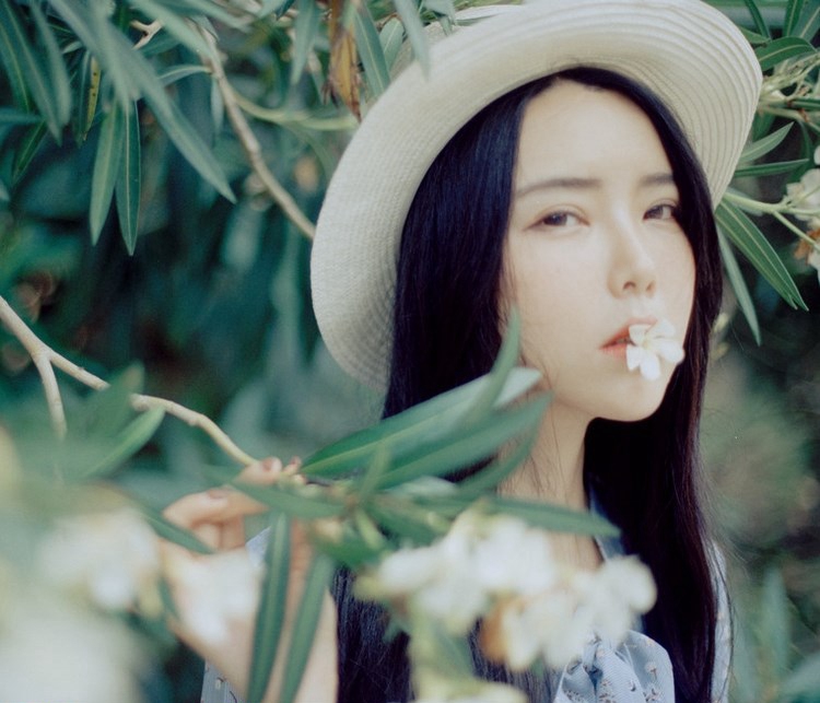 粉嫩小美女18禁真大尺度私房照