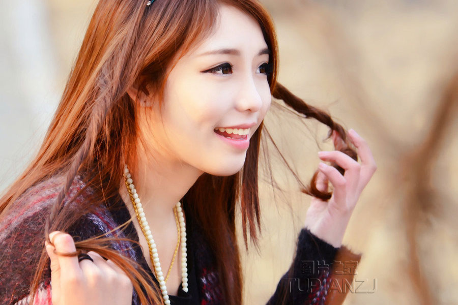 晴朗清纯MM 绝美写真图片