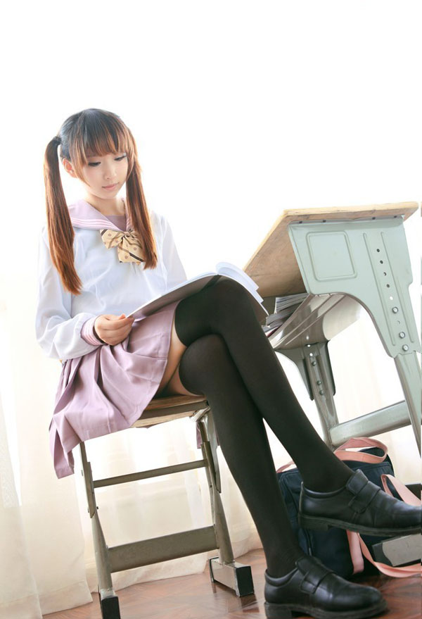 性感女秘书周于希天生媚骨酒店忘情自慰大胆美女私拍