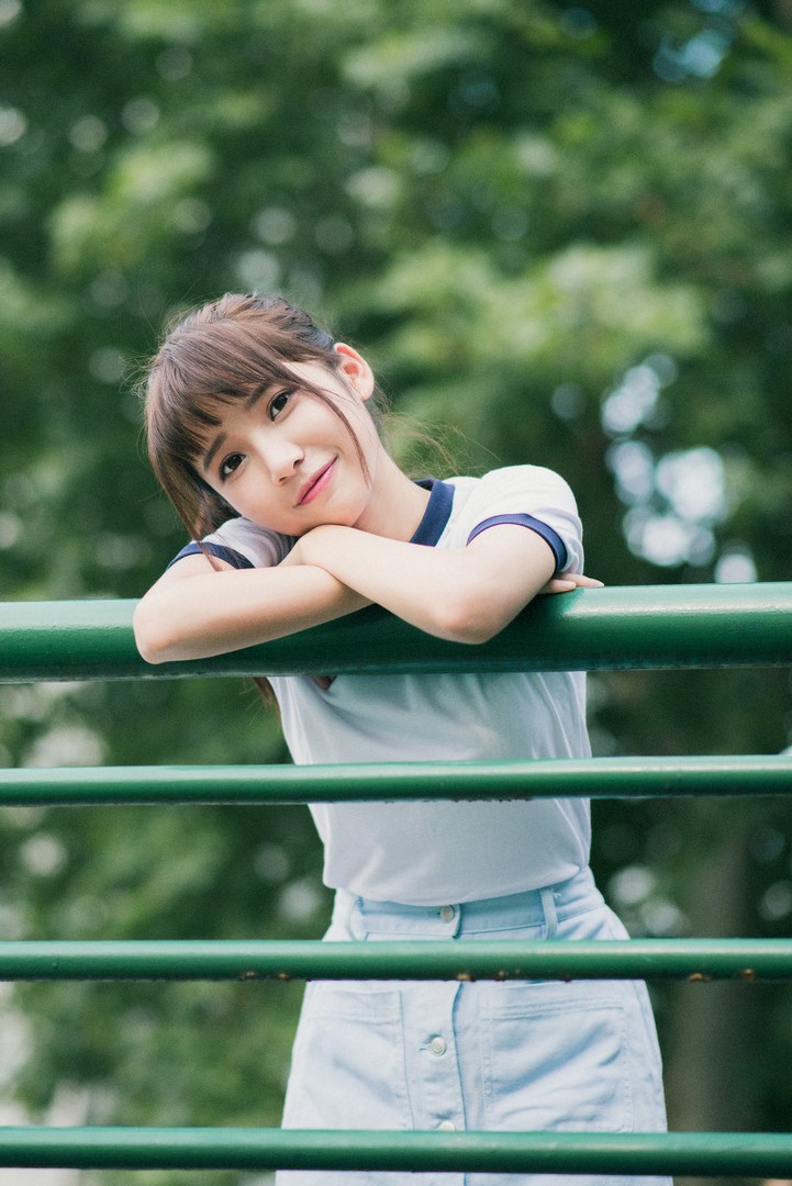 性感女秘书周于希天生媚骨酒店忘情自慰大胆美女私拍