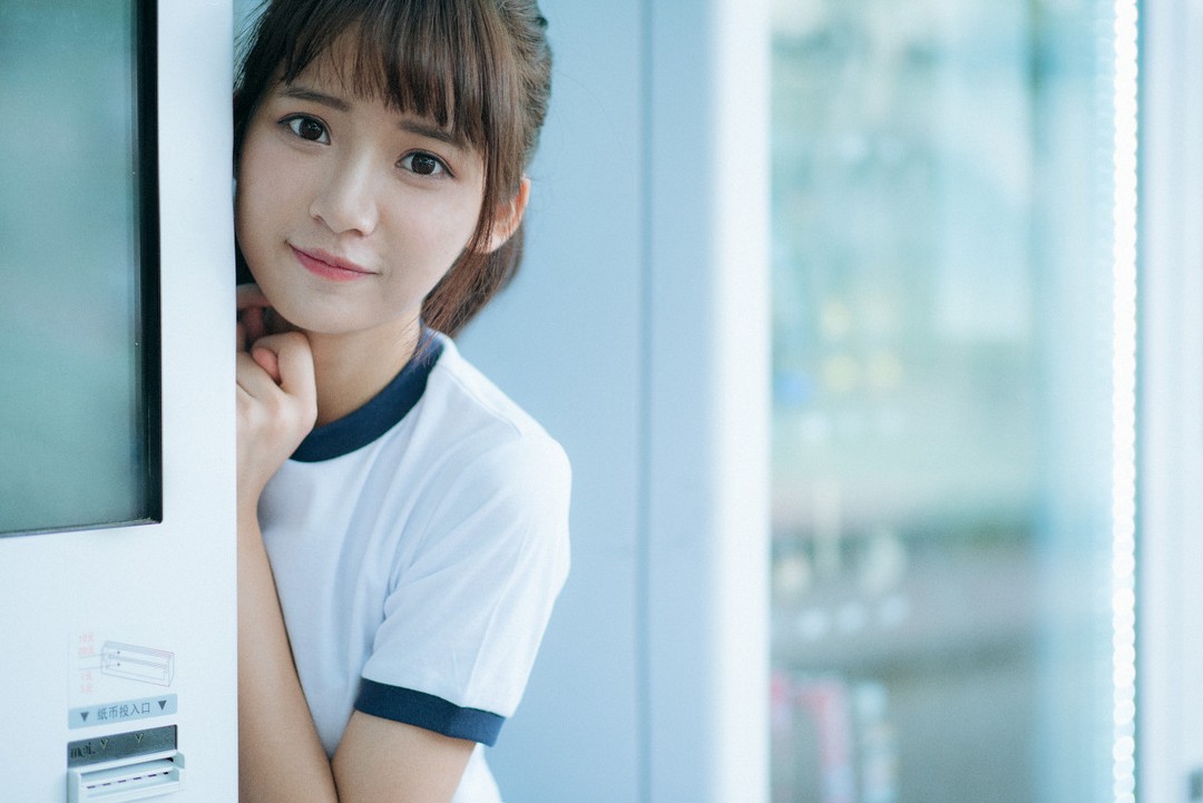 性感女秘书周于希天生媚骨酒店忘情自慰大胆美女私拍