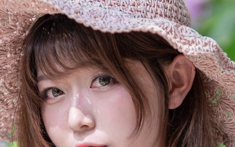 美背美女黑丝性感写真