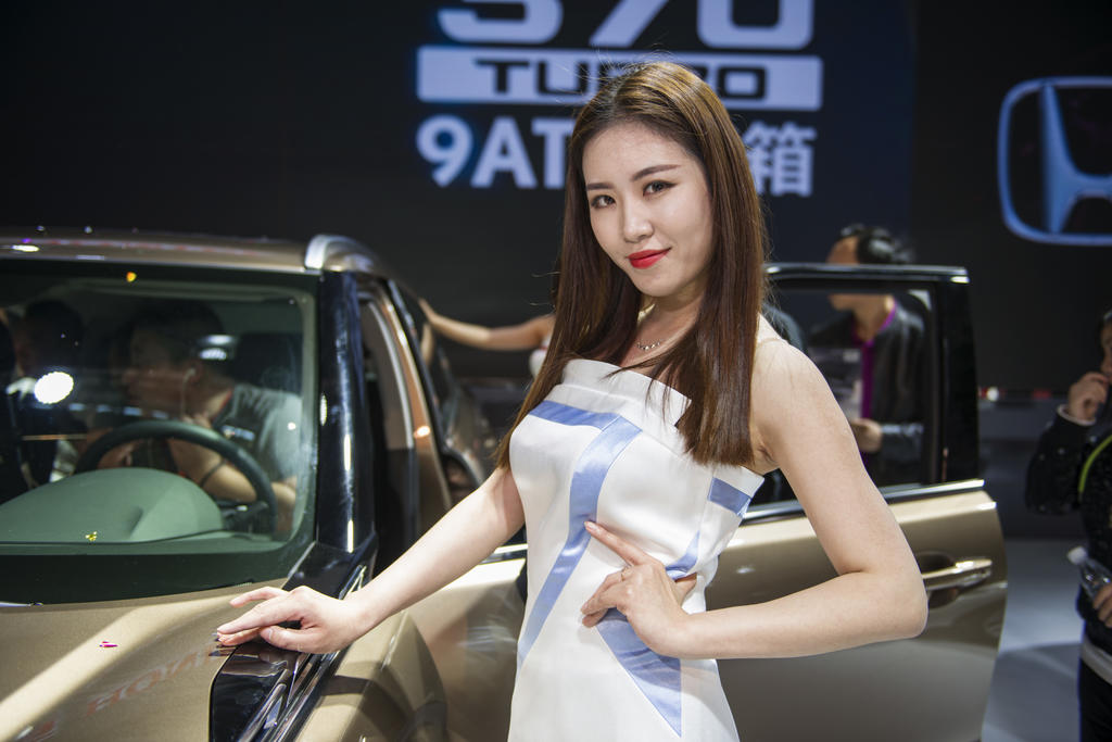 妖娆女郎车展千娇百媚私拍