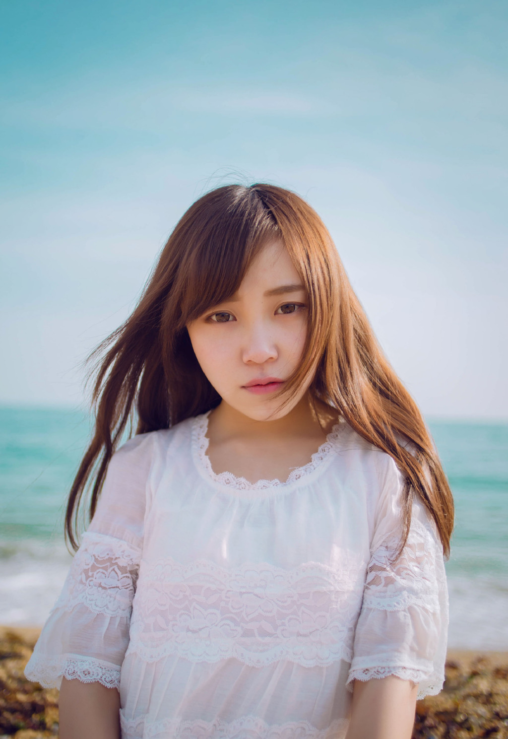 长发美女内衣写真秀好身材