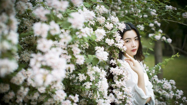 童颜巨乳美女朱可儿蕾丝内衣性感写真