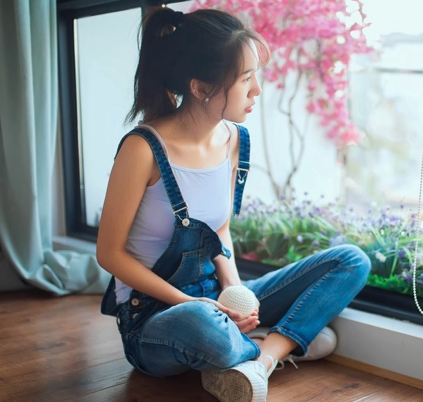 童颜巨乳美女朱可儿蕾丝内衣性感写真