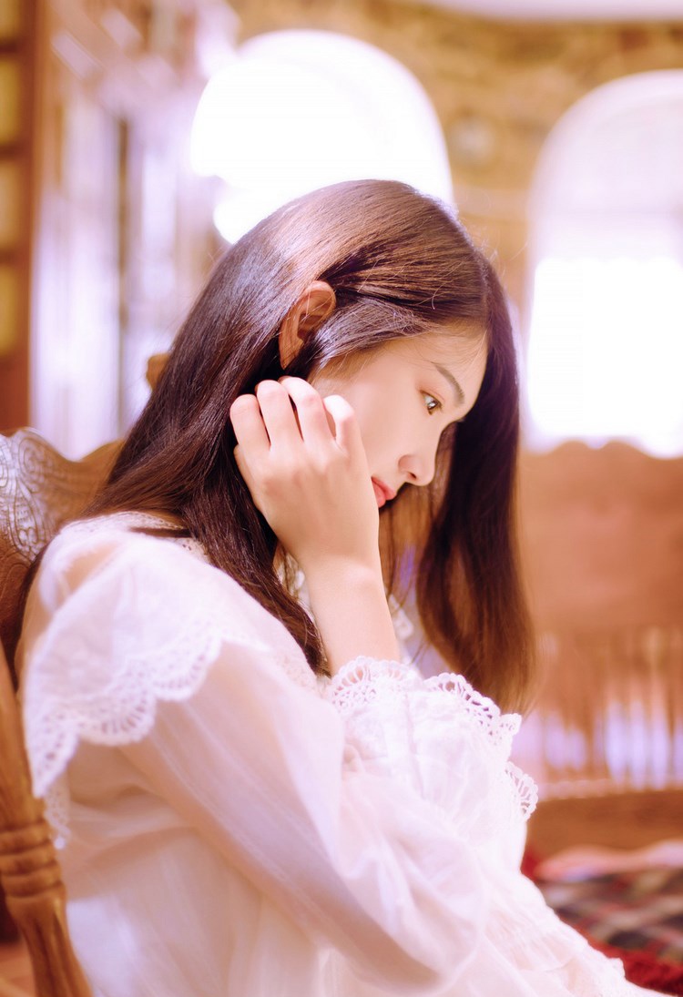 风骚宅男女神人间胸器呼之欲出