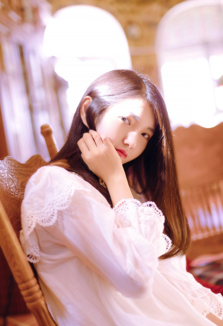 风骚宅男女神人间胸器呼之欲出