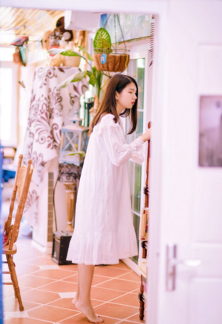 风骚宅男女神人间胸器呼之欲出