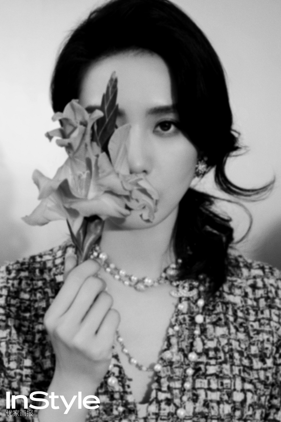 刘诗诗金色流苏长裙复古华丽写真