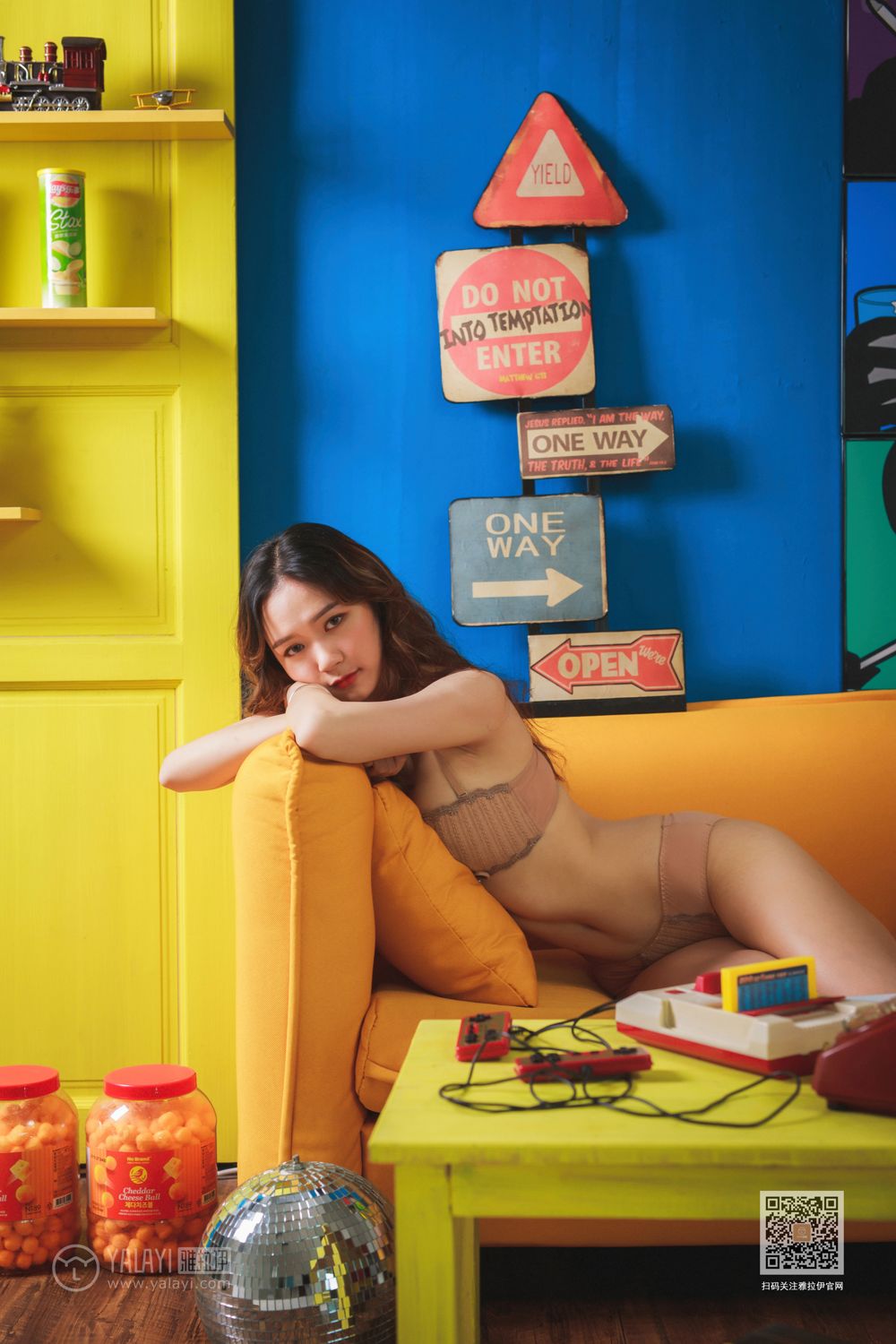 火辣美娇娘晓琳原味内衣木瓜奶蜜桃臀亚洲大胆人休艺术网