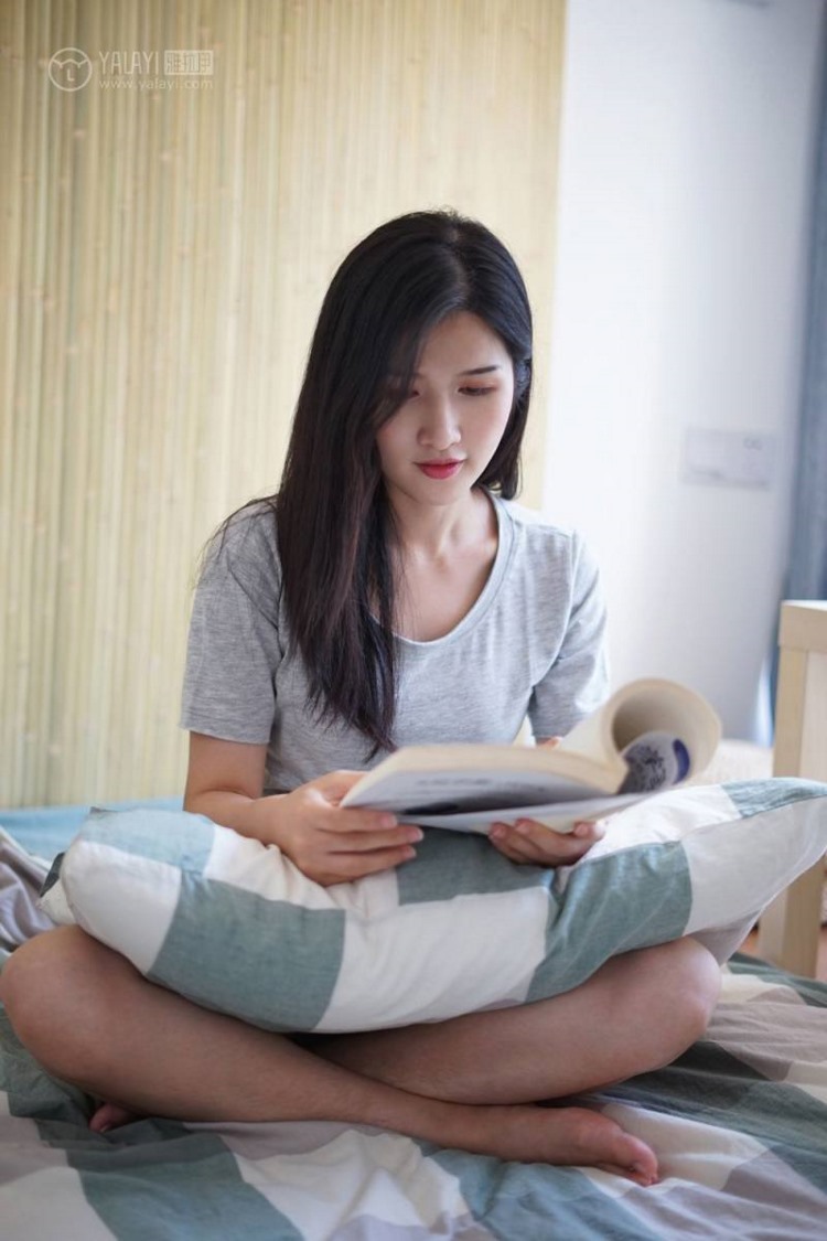 网红美女主播私房若隐若现的诱惑人体艺术写真图片