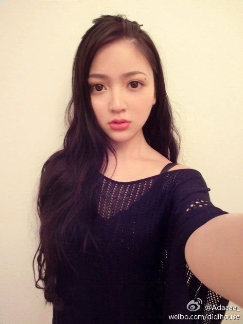 宅男梦中女神甜美性感造型白丝美腿足控福利大尺度写真图片