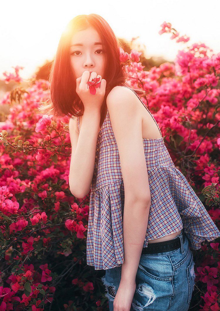 丝袜美腿美女演绎长腿诱惑