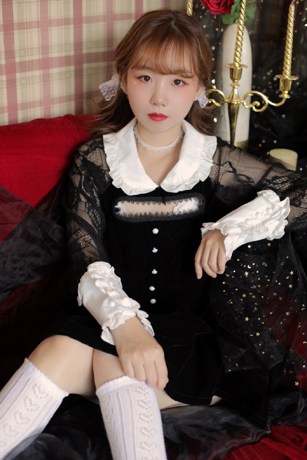 暗黑系童颜萝莉洛丽塔蕾丝装白丝袜性感私房照