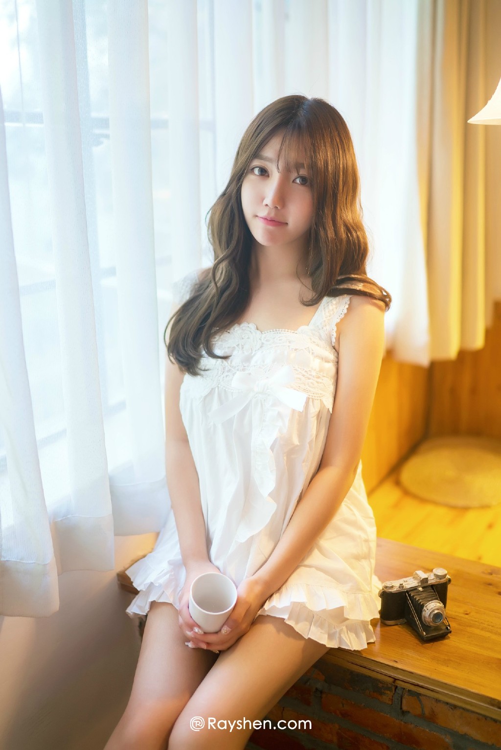 酷似姚笛的高颜值漂亮美女