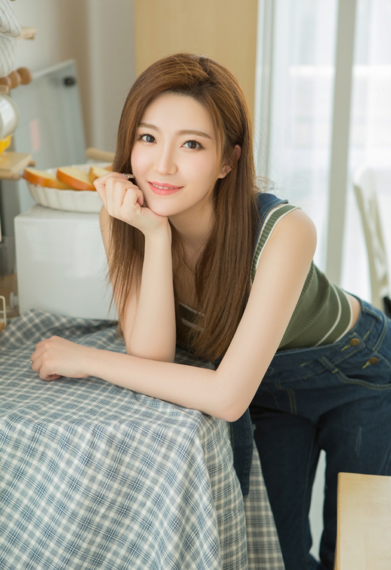 清新自然美女小姐姐小众高级图集欣赏