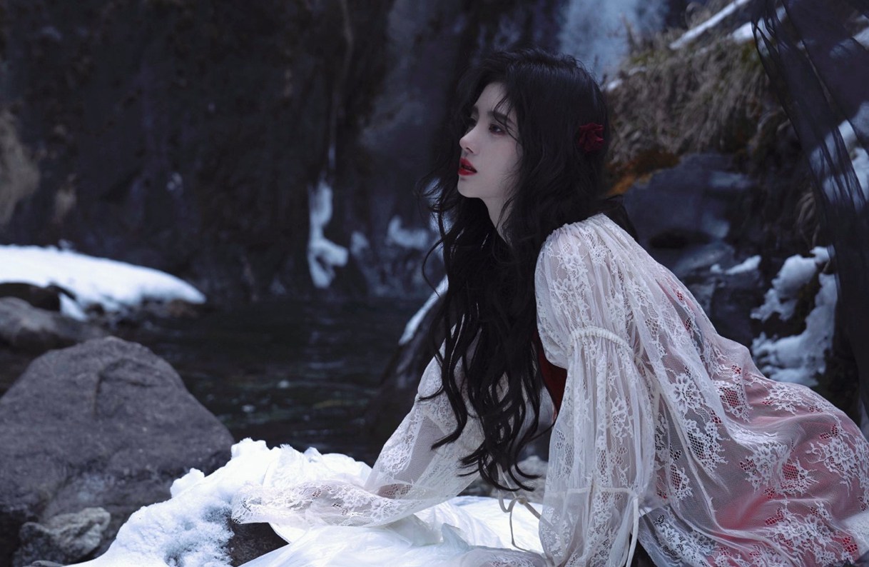 鞠婧t川西雪地拍摄花絮冰川美人既视感