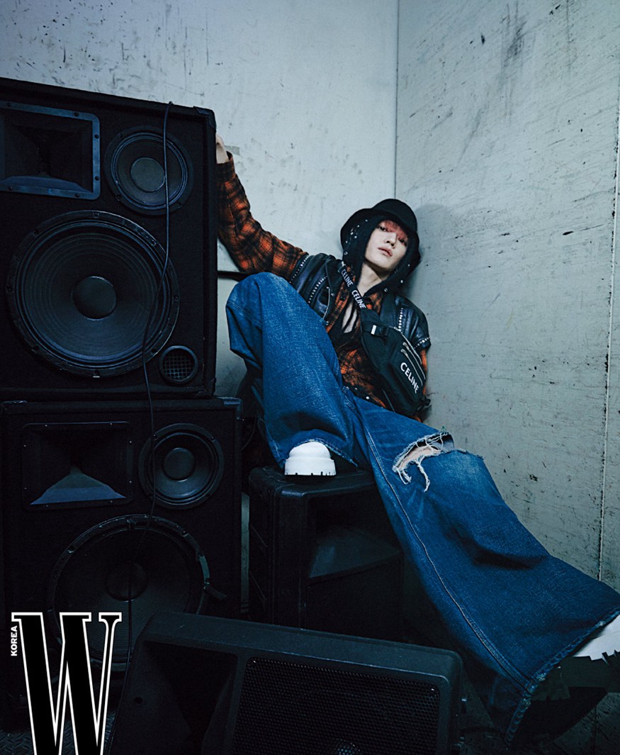 李泰容WKOREA2月刊粉发造型超有魅力