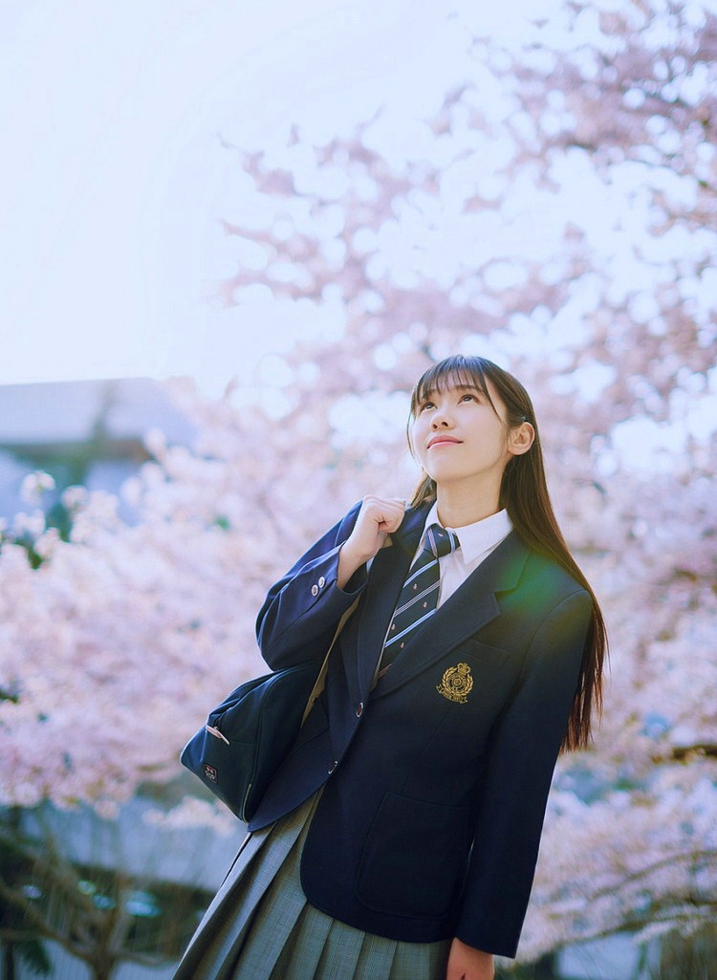 豪门贵妇周于希午夜迷情大尺度肉体摄影