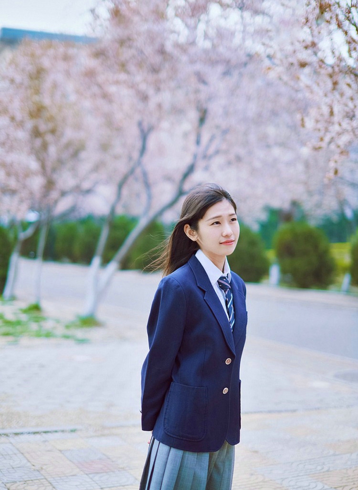 豪门贵妇周于希午夜迷情大尺度肉体摄影