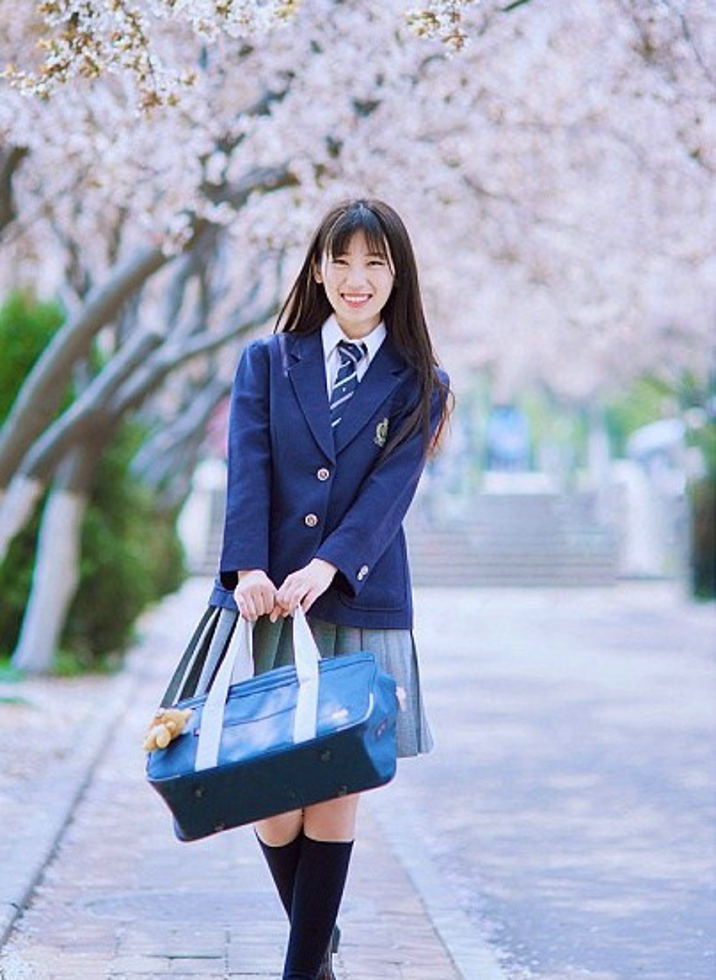 豪门贵妇周于希午夜迷情大尺度肉体摄影