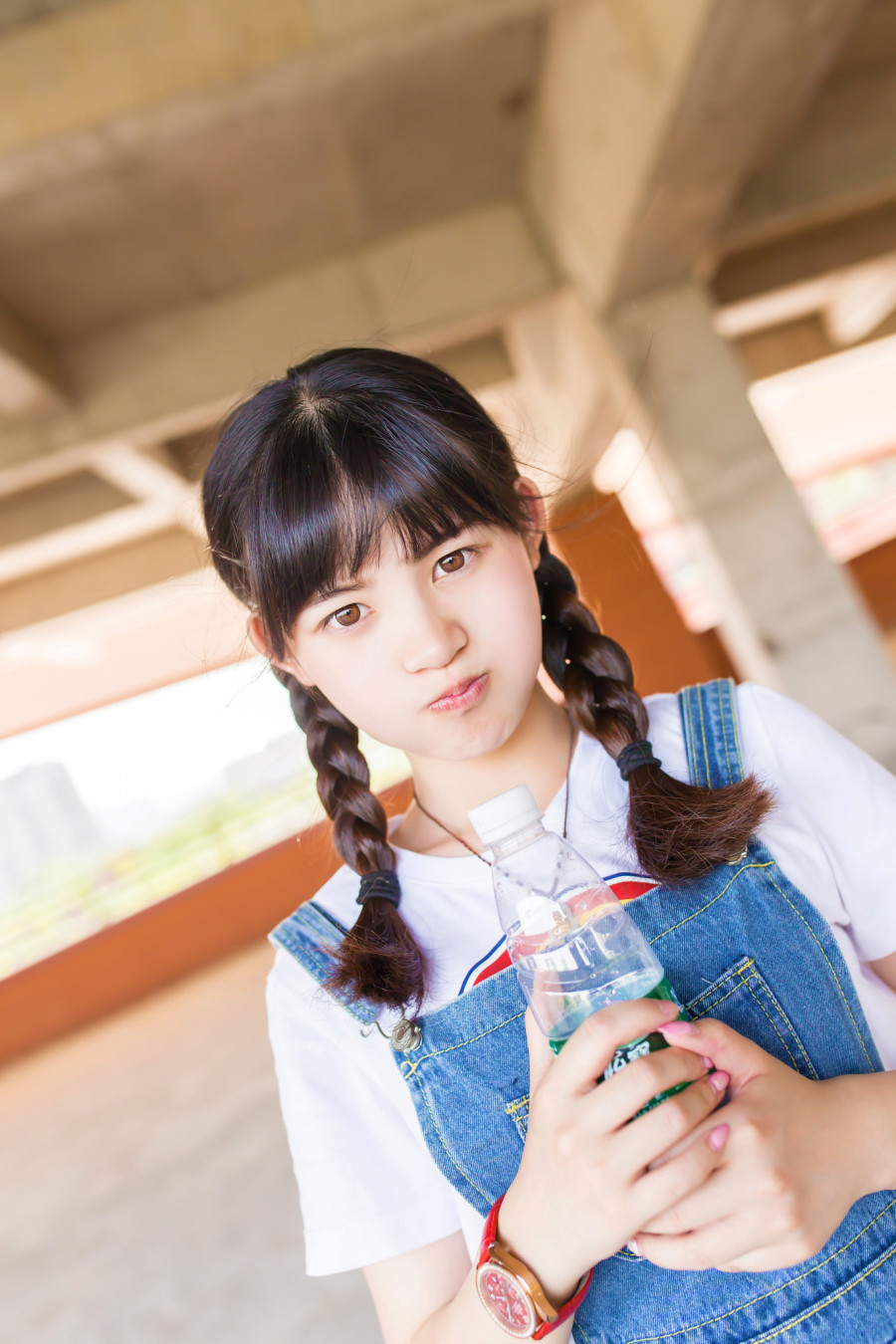 极品乳神周于希连体黑丝掩不住的双峰摇摇欲坠大胆艳照