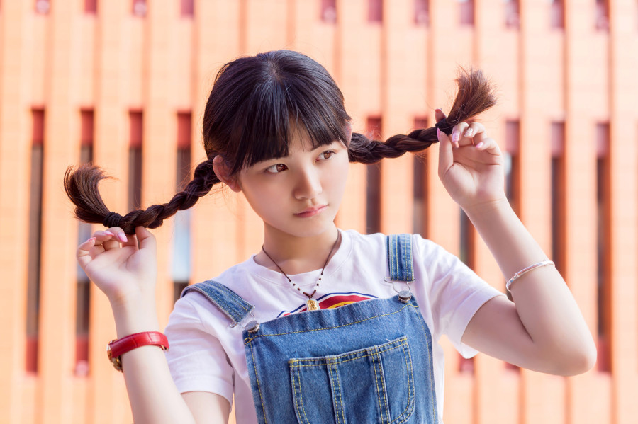 极品乳神周于希连体黑丝掩不住的双峰摇摇欲坠大胆艳照