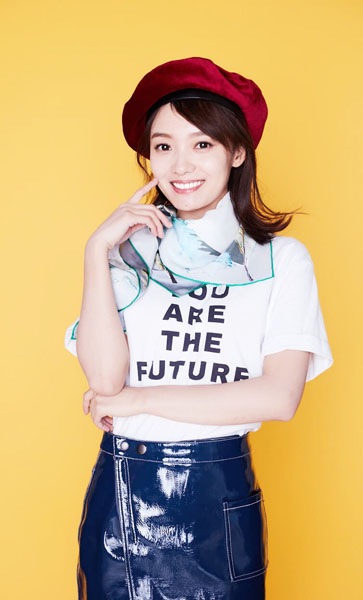 林源图片 林源时尚甜美写真照