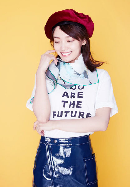 林源图片 林源时尚甜美写真照