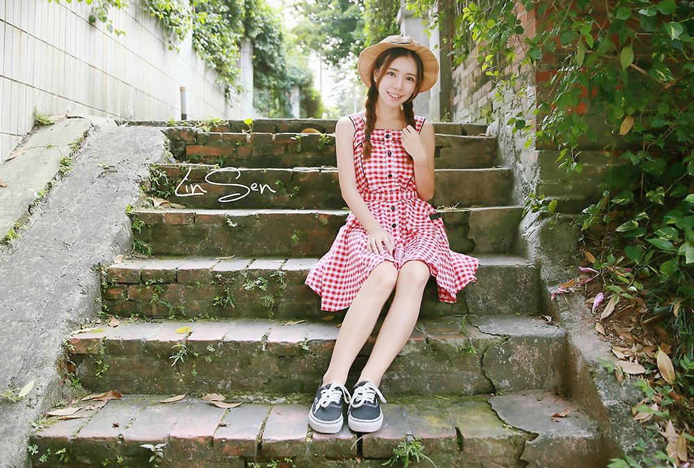 你身边也有的邻家女孩夏末写真