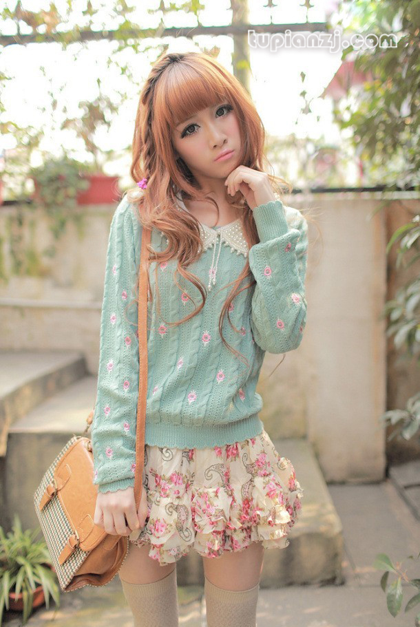 靓丽美眉俏皮可爱写真 甜美诱人