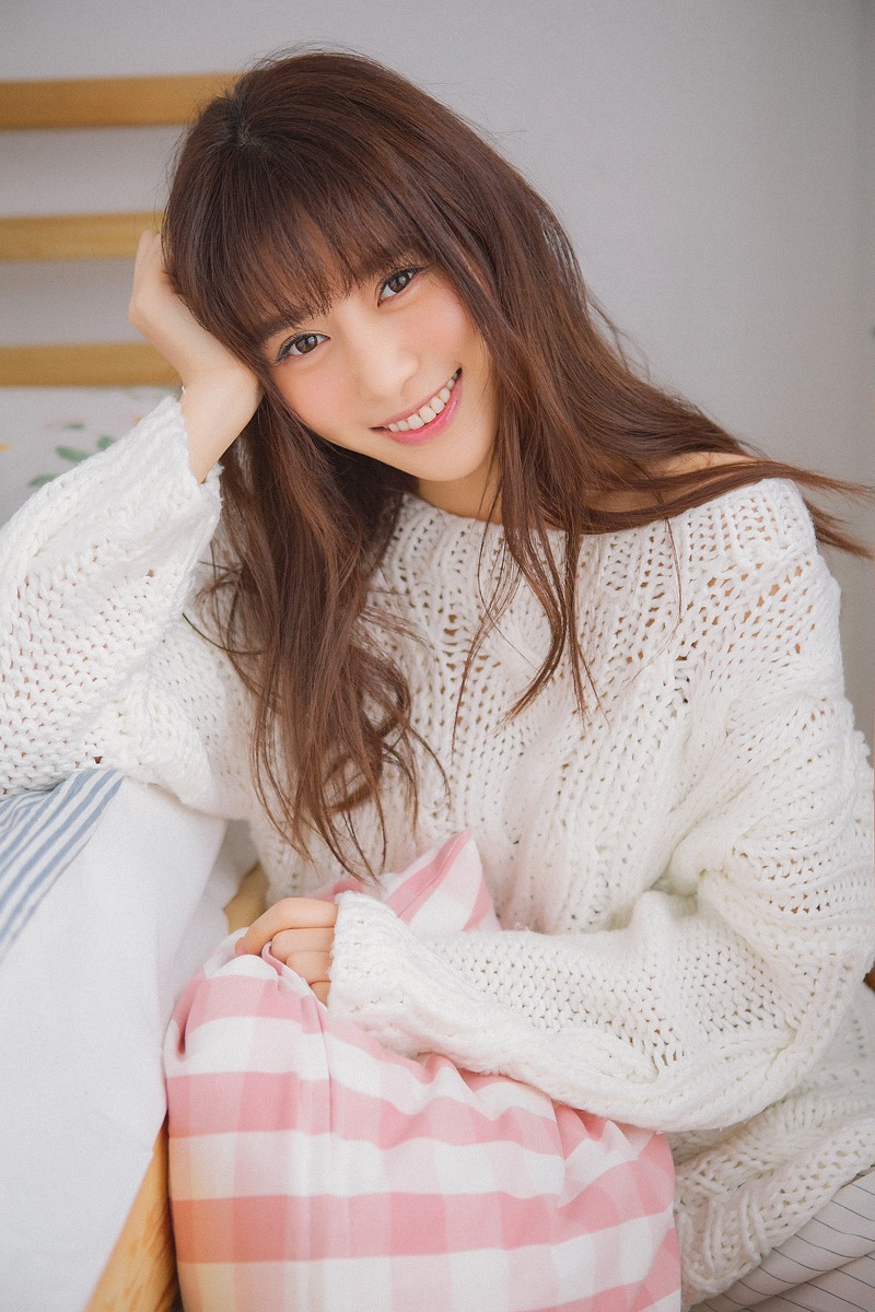 日本清纯女孩居家写真集