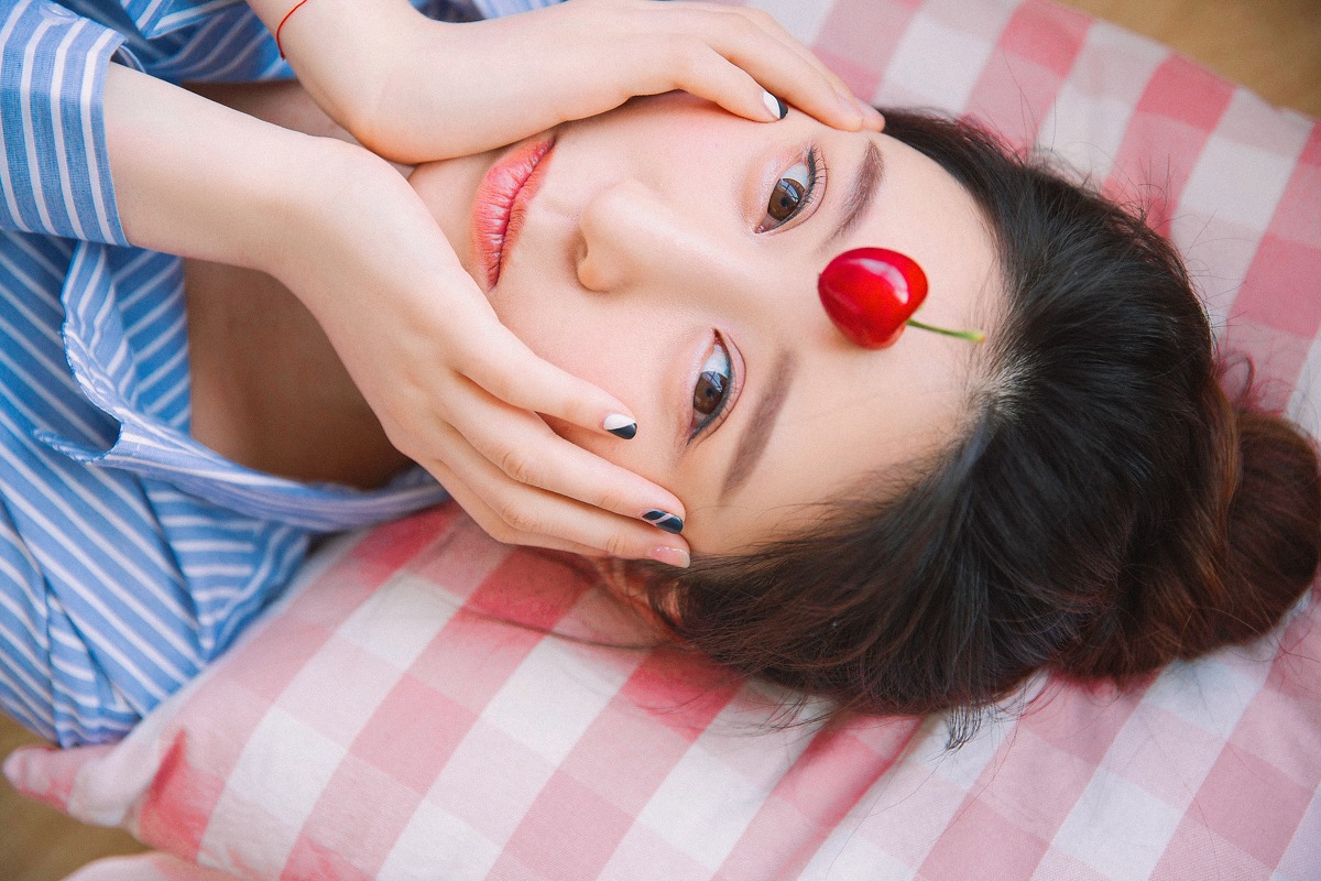 日本清纯女孩居家写真集