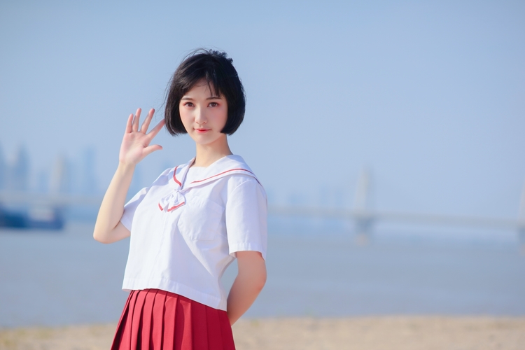 校园短发美女清纯海边jk制服百合文艺写真