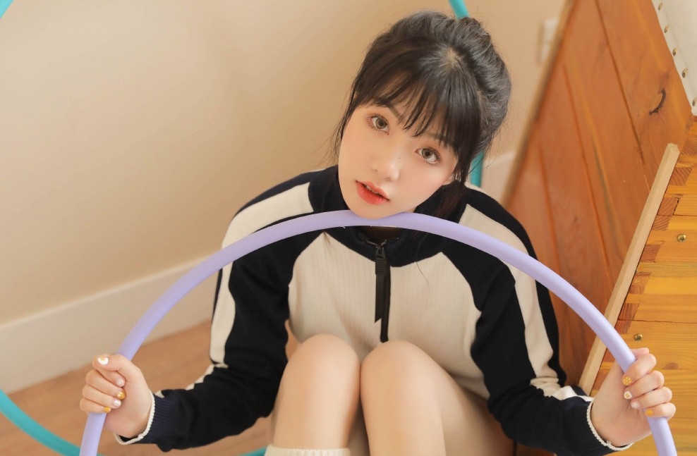 宅男女神宋子涵诱人美腿前凸后翘大胆阴部人体艺术gogo