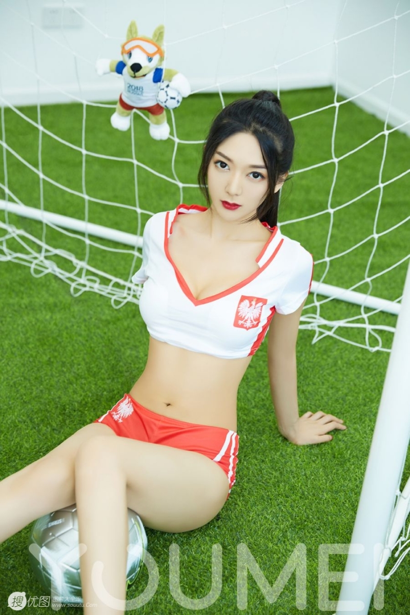 性感足球宝贝小蛮腰大长腿写真