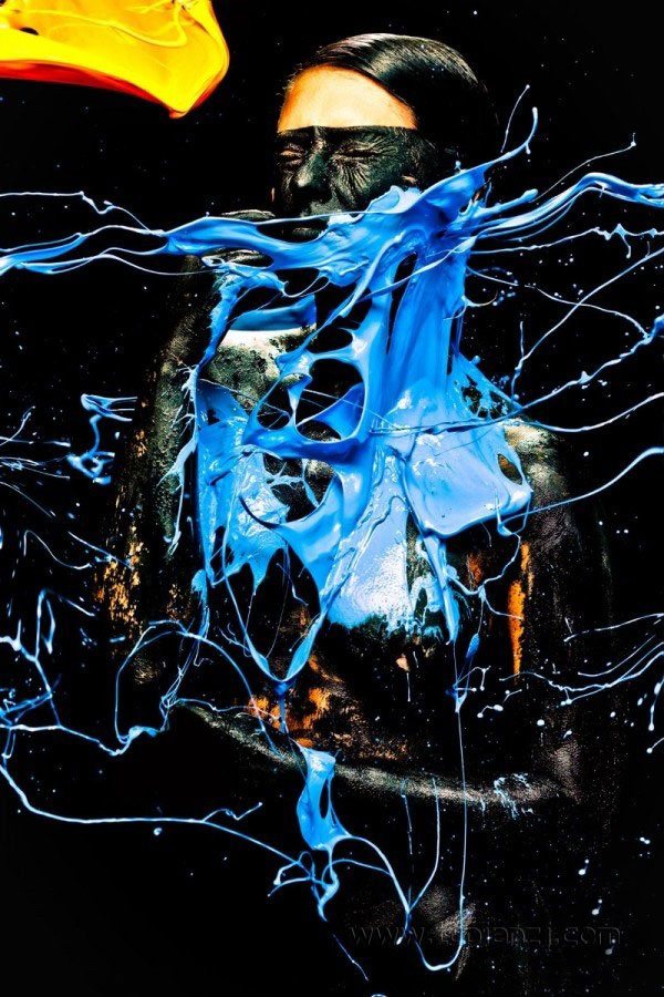 七彩水粉美女人体艺术图片