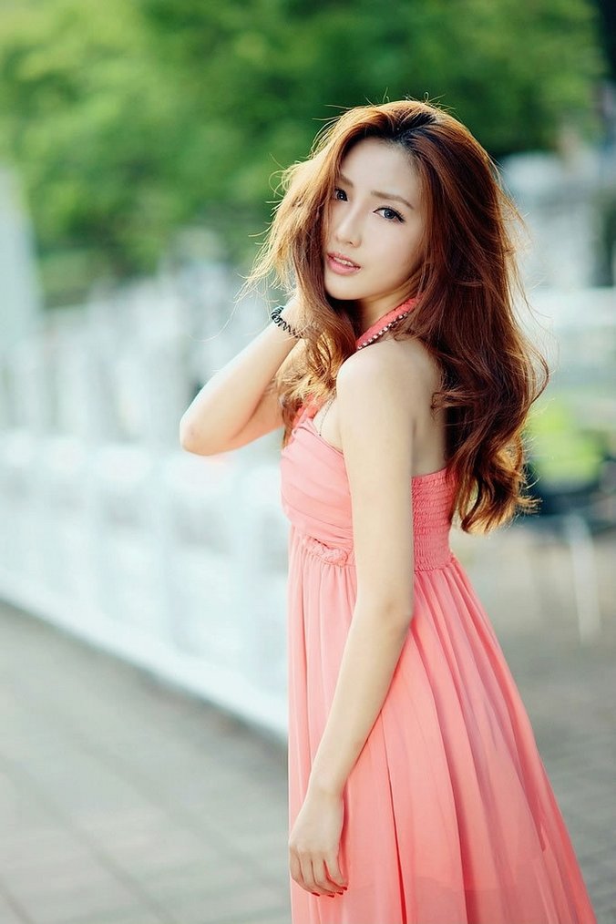 都市激情美女翘臀丰乳风骚姿态极致销魂西西人体艺术