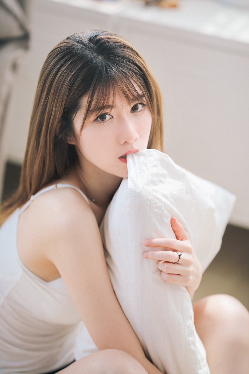 欧洲熟妇葛征36d雪白大屁股国模午晴大胆私拍套圆