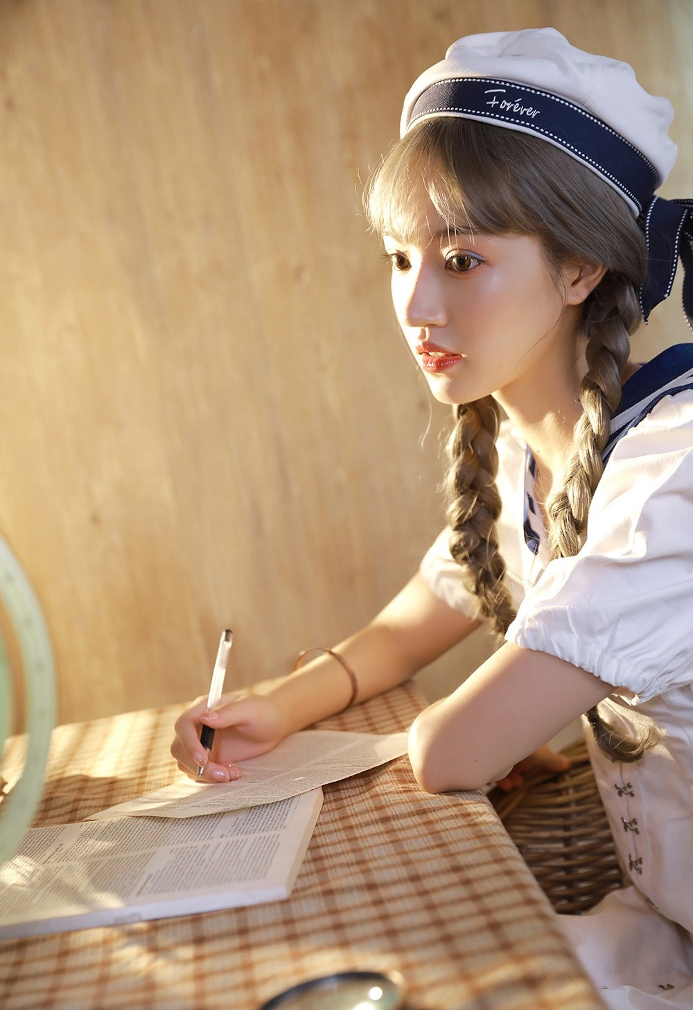 极品文艺美女海军制服诱惑国产高清模特性感写真