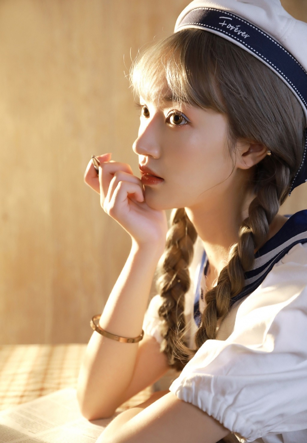 极品文艺美女海军制服诱惑国产高清模特性感写真