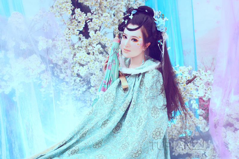 古典蝴蝶少女唯美图片