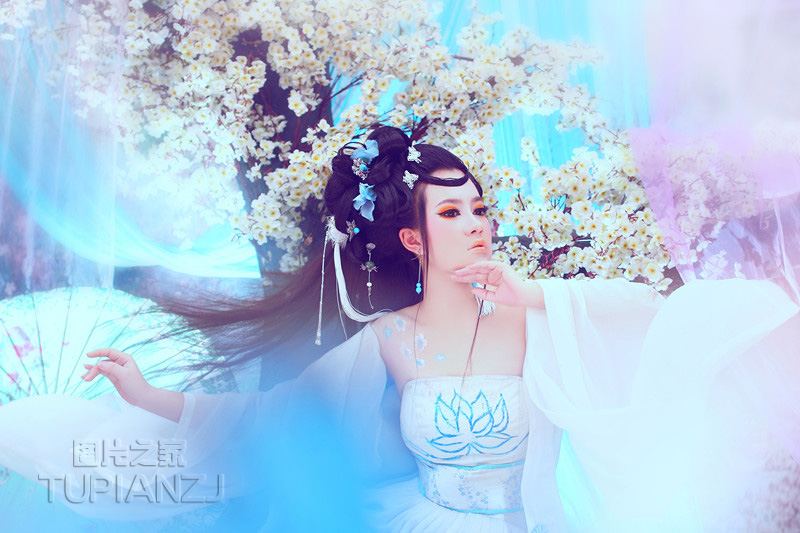 古典蝴蝶少女唯美图片