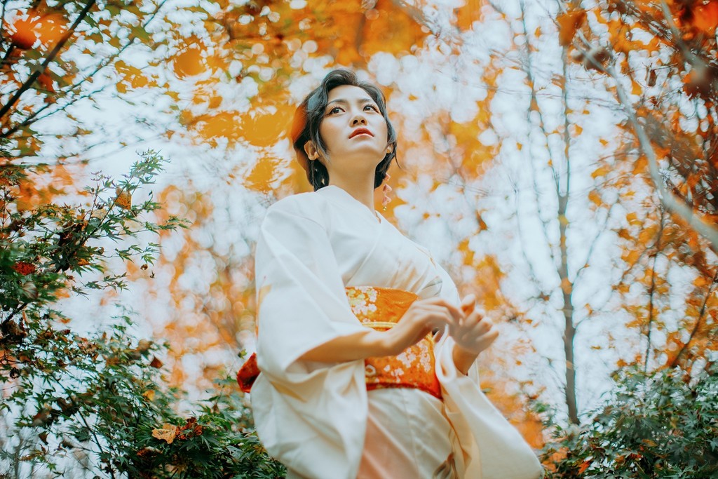 气质优雅迷人的大家闺秀森系阳光唯美养眼写真摄影图片