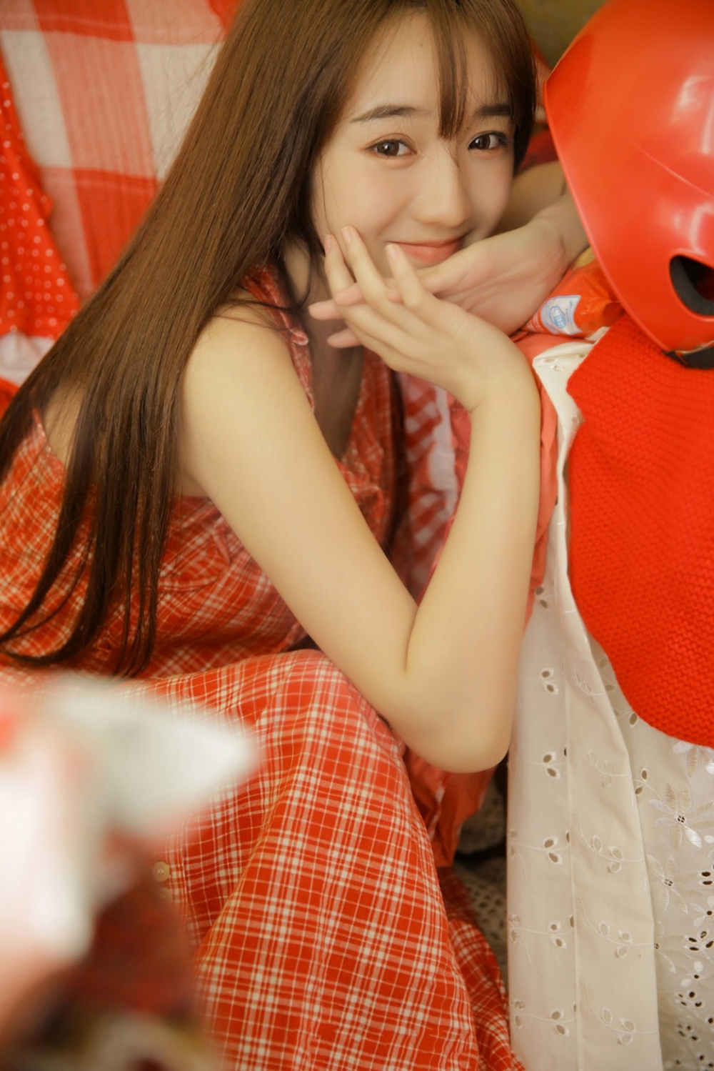 邻家女孩长发及腰清纯气质香肩诱惑美女性感写真集