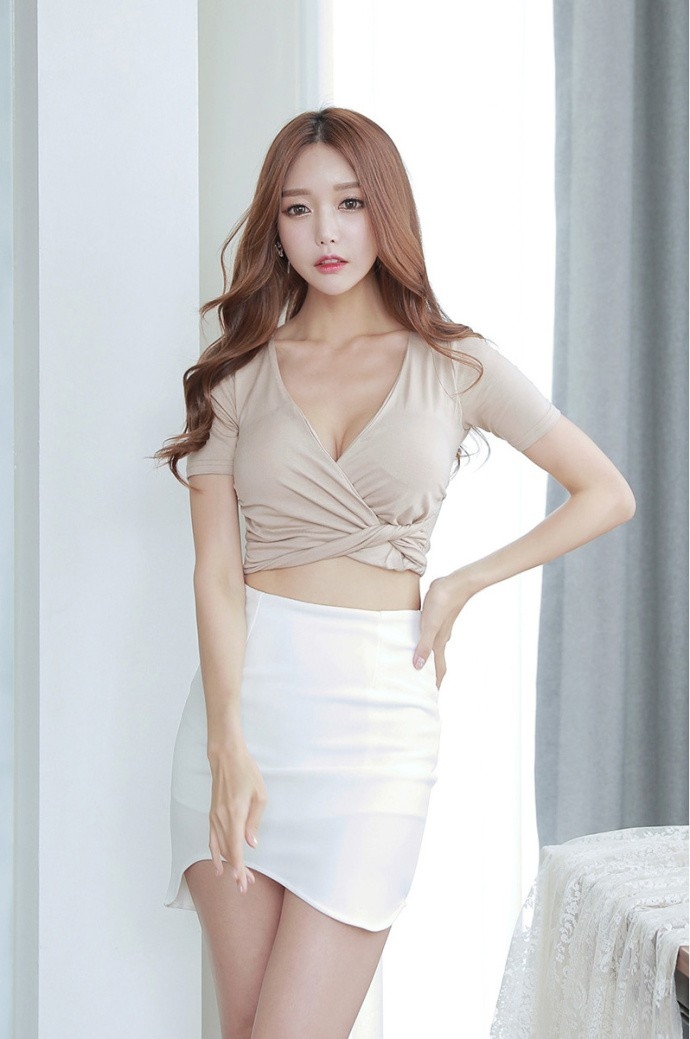 魅惑妖姬杨晨晨情趣内衣丰乳肥臀西西人体欧美人体写真