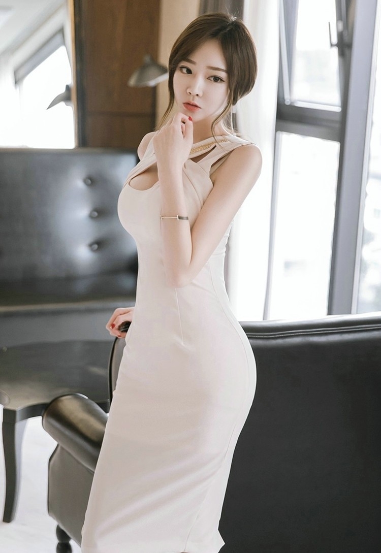 魅惑妖姬杨晨晨情趣内衣丰乳肥臀西西人体欧美人体写真